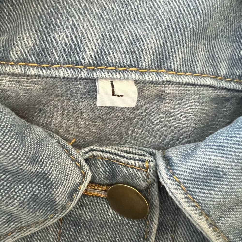 Stylish Blue Denim Fringe Jacket - Picture 3 of 4